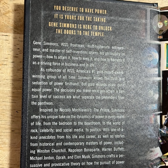 Gene Simmons on Power - Picture 3 of 5